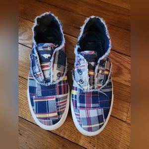 Rocket dog slip on sneaker